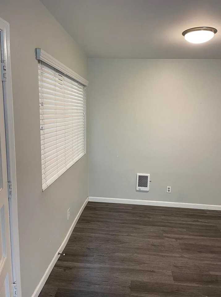 37 Dearborn Pl #77 - Photo 5 of 13