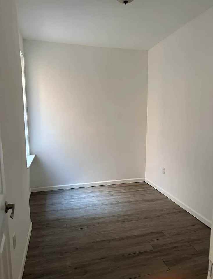 379 30th Dr #3 - Photo 4 of 6