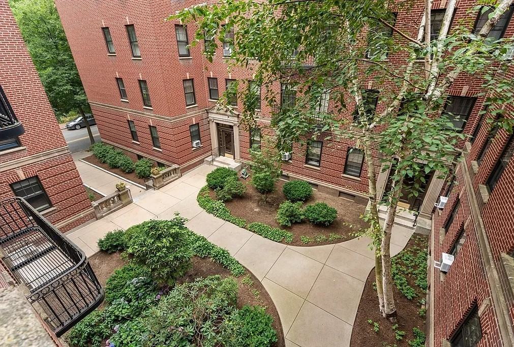 40 Linnaean St #11 - Photo 2 of 18