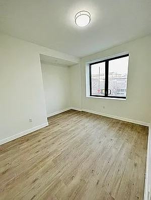 4218 147th St #2 - Photo 3 of 5