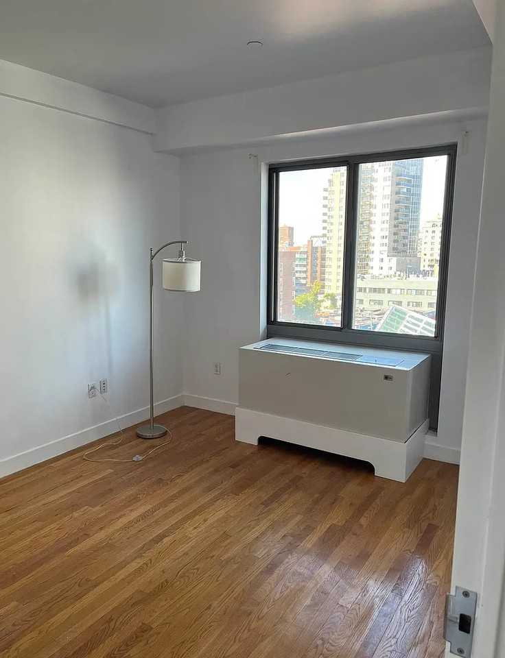 4235 Main St #6B - Photo 2 of 10