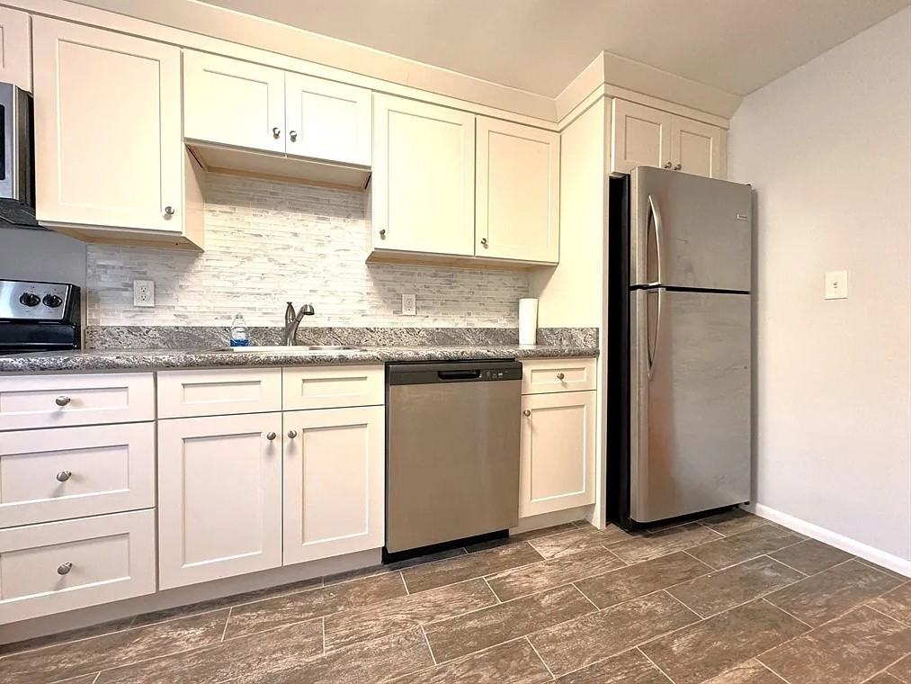 45 Colborne Rd #2 - Photo 2 of 11