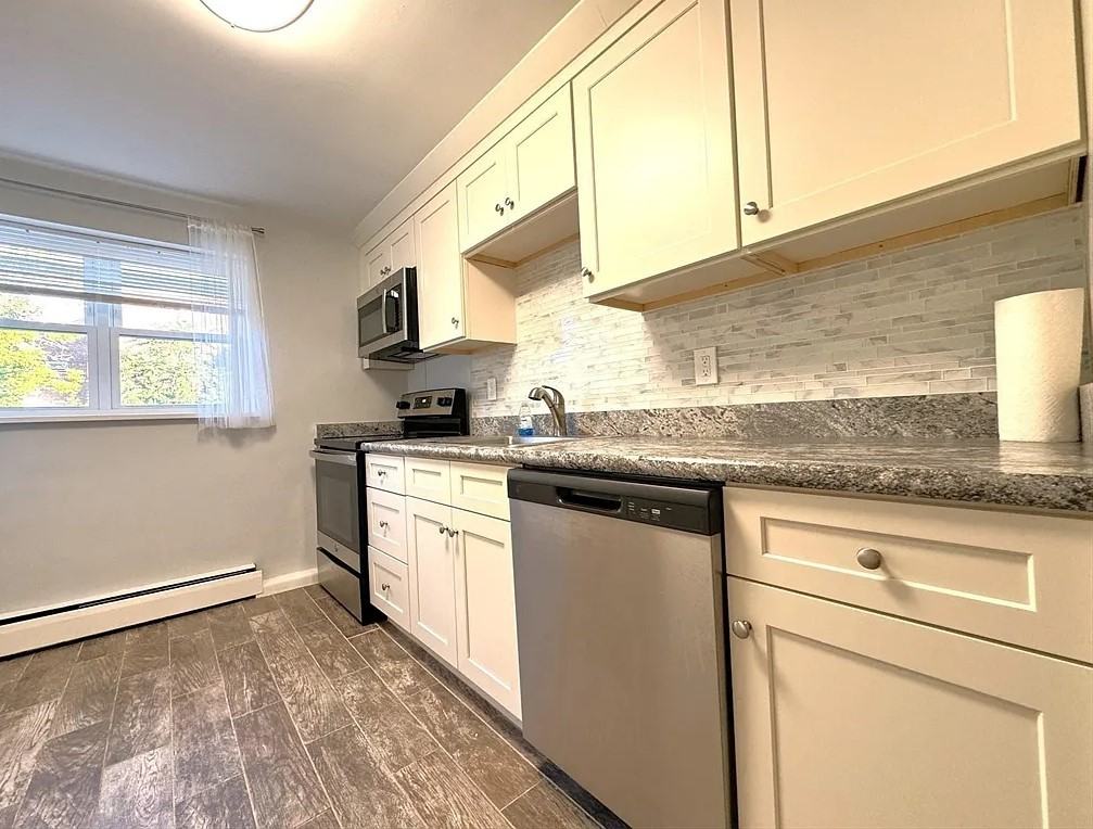 45 Colborne Rd #2 - Photo 3 of 11