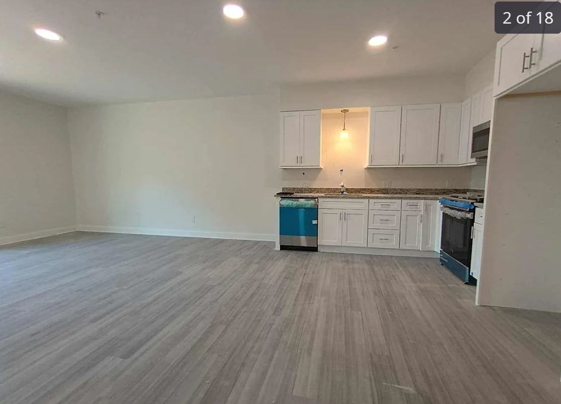 10 Franklin Ave - Photo 2 of 9