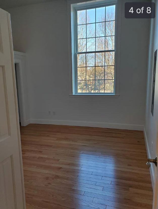 52 Sanborn St - Photo 3 of 7