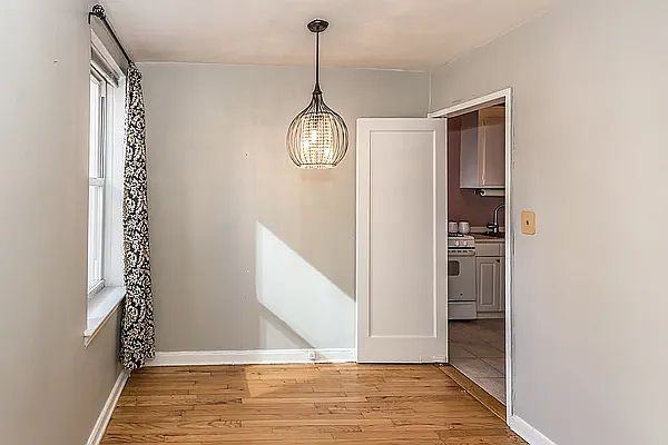 10524 67th Ave #2A - Photo 5 of 7