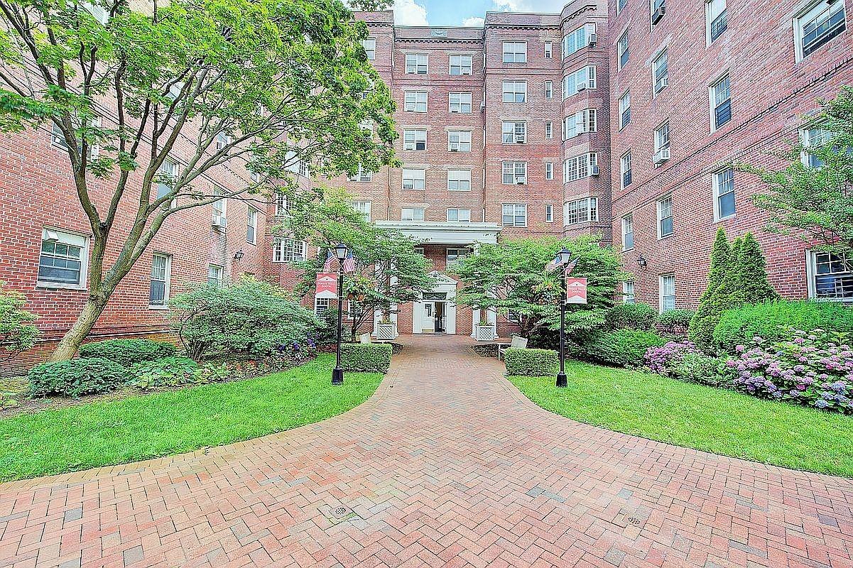 12335 82nd Rd #3P - Photo 6 of 8