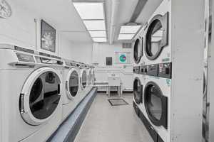 featured image of 5425 Valles Ave