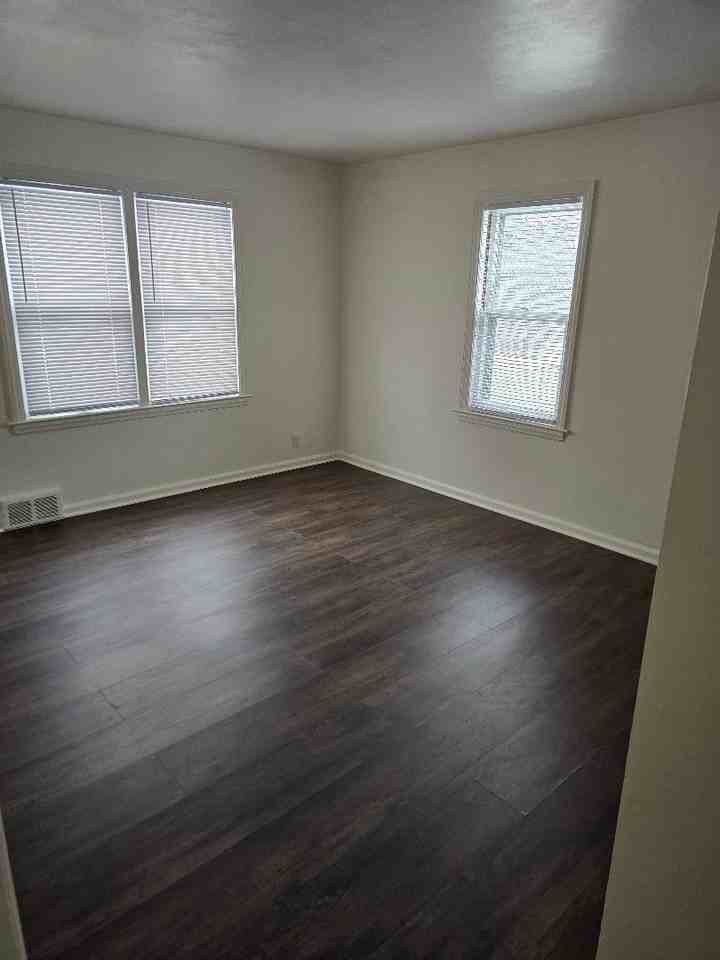 834 Lane Boulevard ##2 - Photo 7 of 8