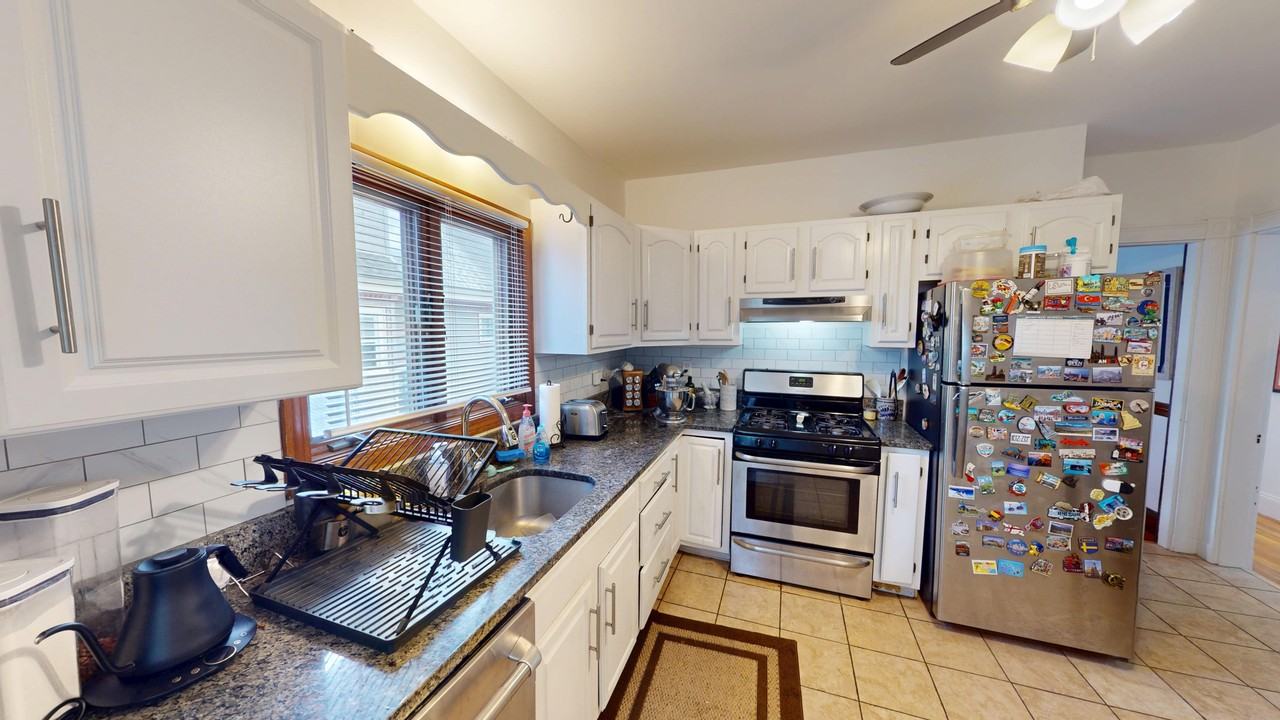 31 Ainsworth St #2 - Photo 6 of 29