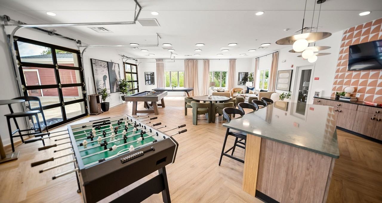 Block20 - Photo 3 of 49