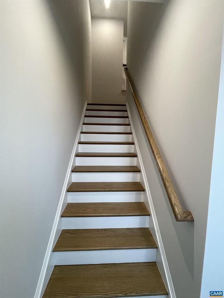 5178 Golf Dr - Photo 3 of 23