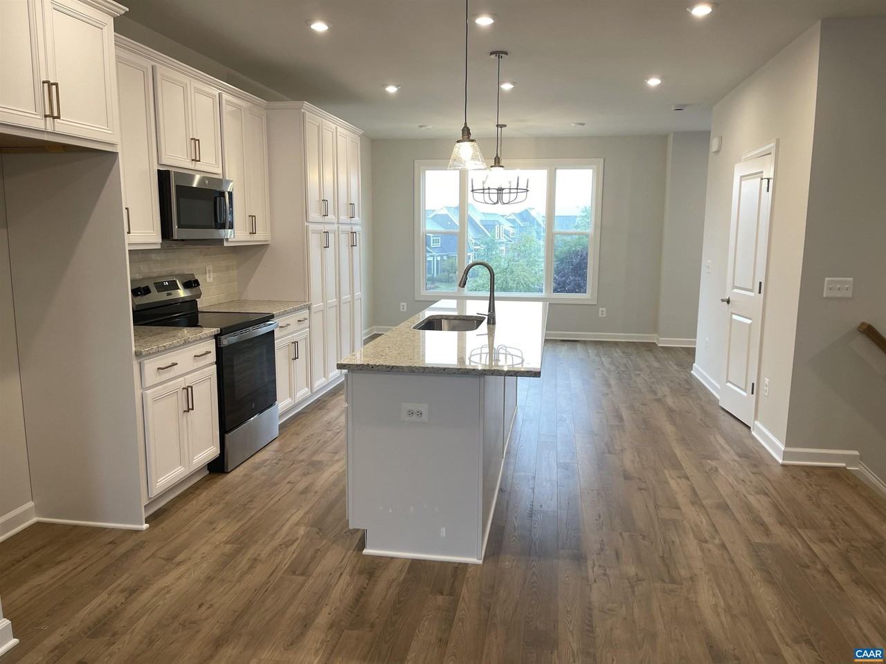 5178 Golf Dr - Photo 7 of 23