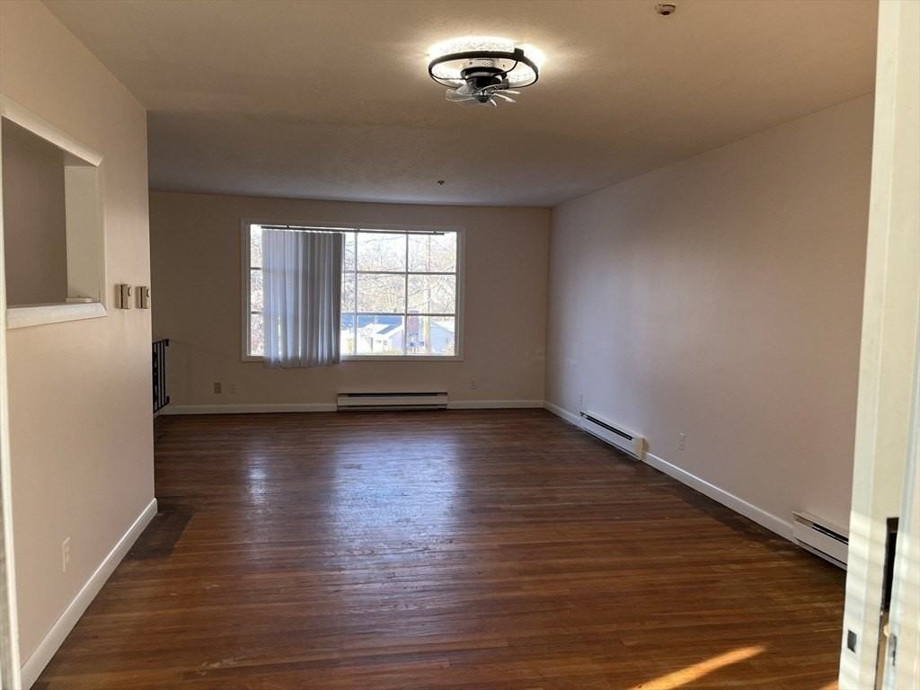 2 Sherwood Ave S - Photo 3 of 30