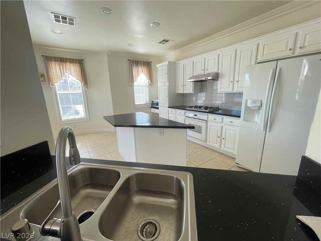 10308 Wood Plank Ln - Photo 6 of 13