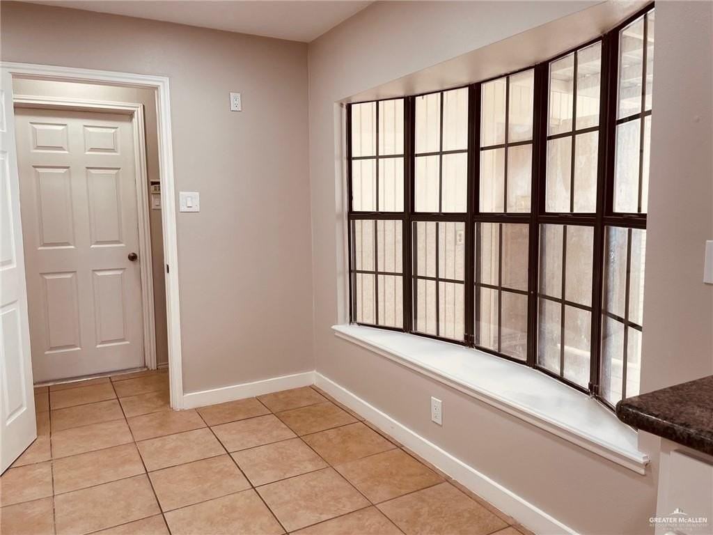 1206 Bluebird Ave - Photo 7 of 20