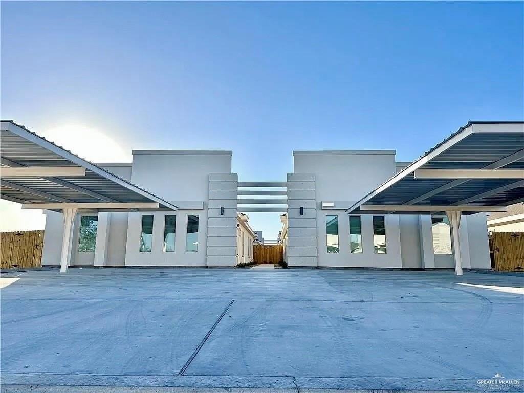 1404 Lore Dr Unit 2 #2