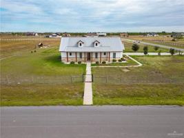 featured image of 104 N J Hernandez St