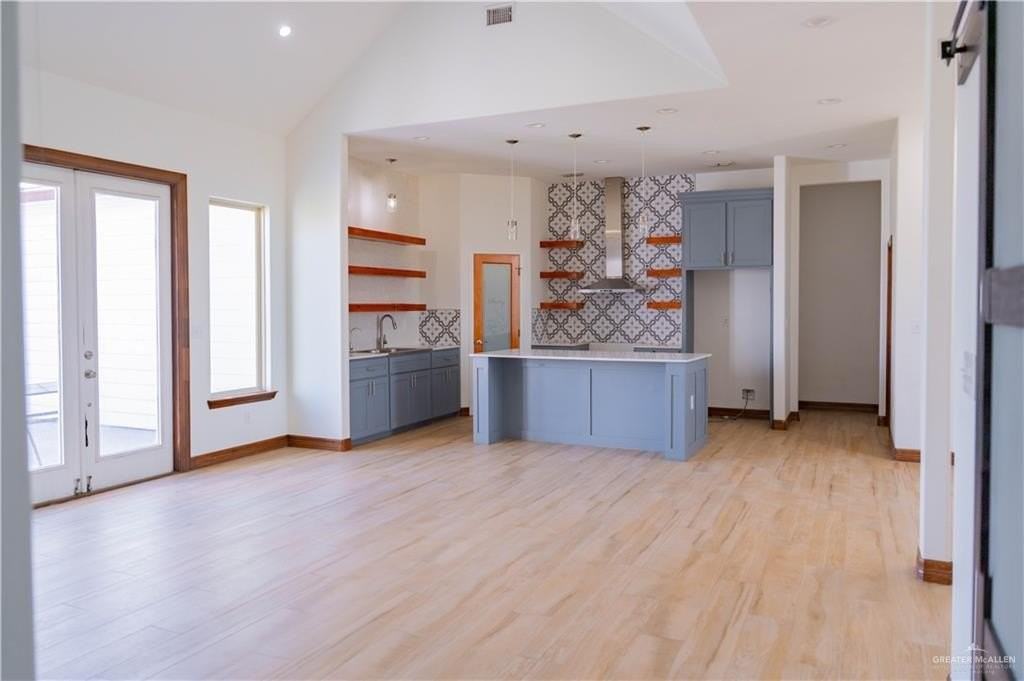 104 N J Hernandez St - Photo 4 of 10