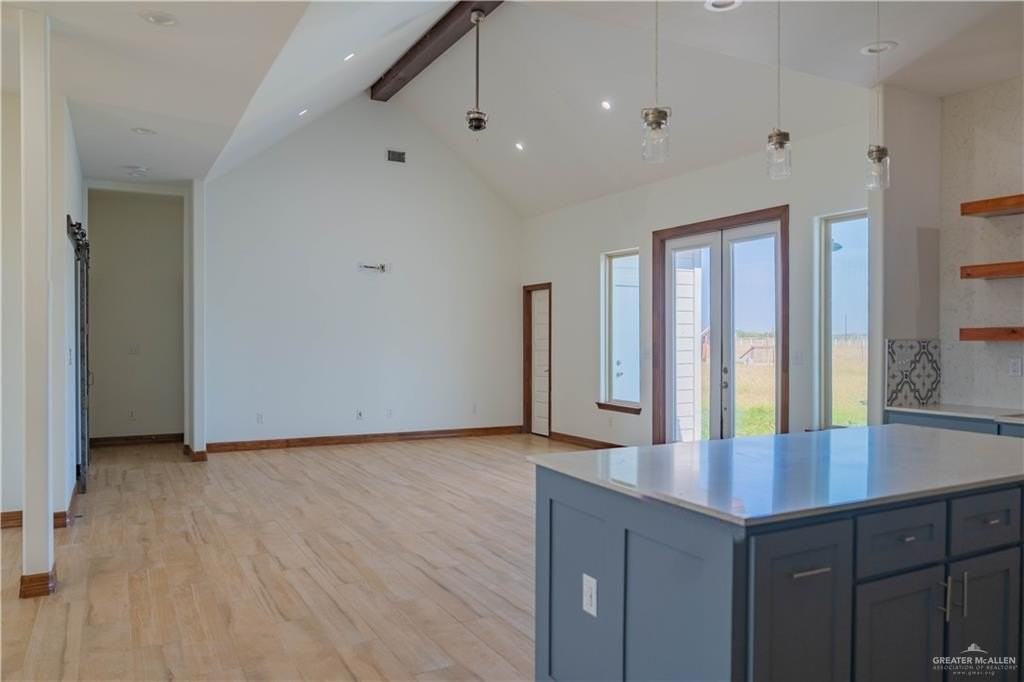 104 N J Hernandez St - Photo 5 of 10