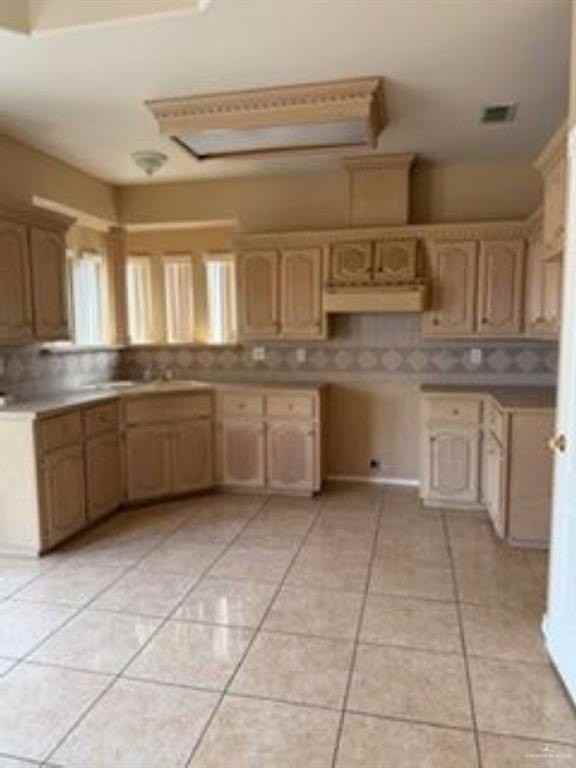 2900 Crisantema St - Photo 6 of 11