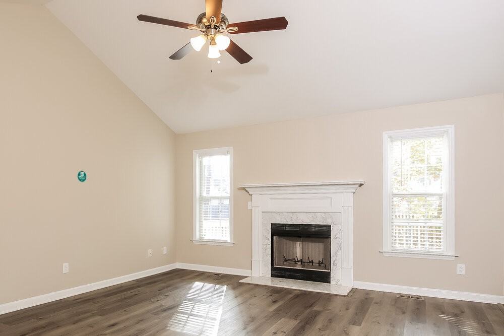 300 Wood Green Dr - Photo 5 of 16