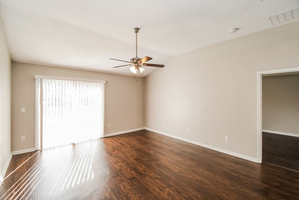 9432 Harrier Ct - Photo 3 of 16
