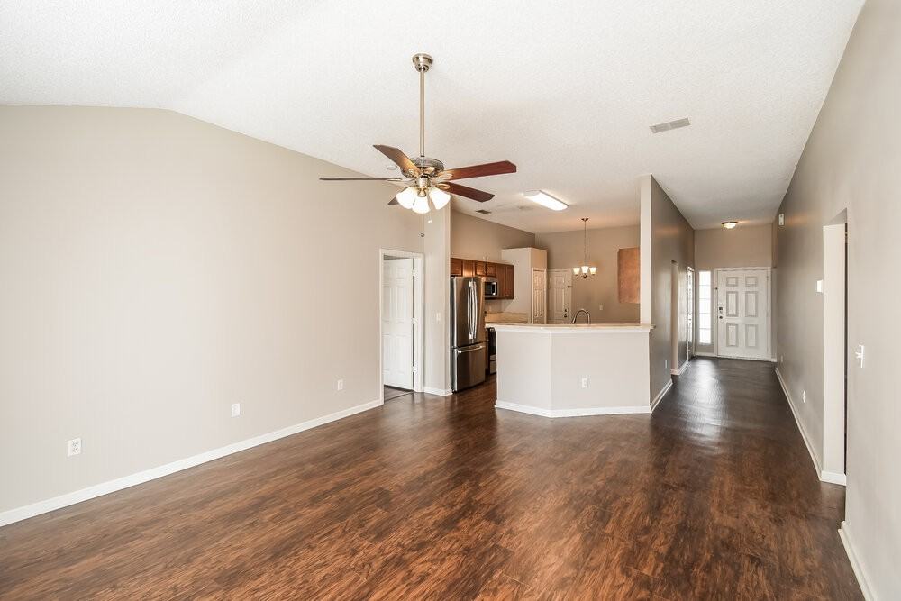 9432 Harrier Ct - Photo 4 of 16