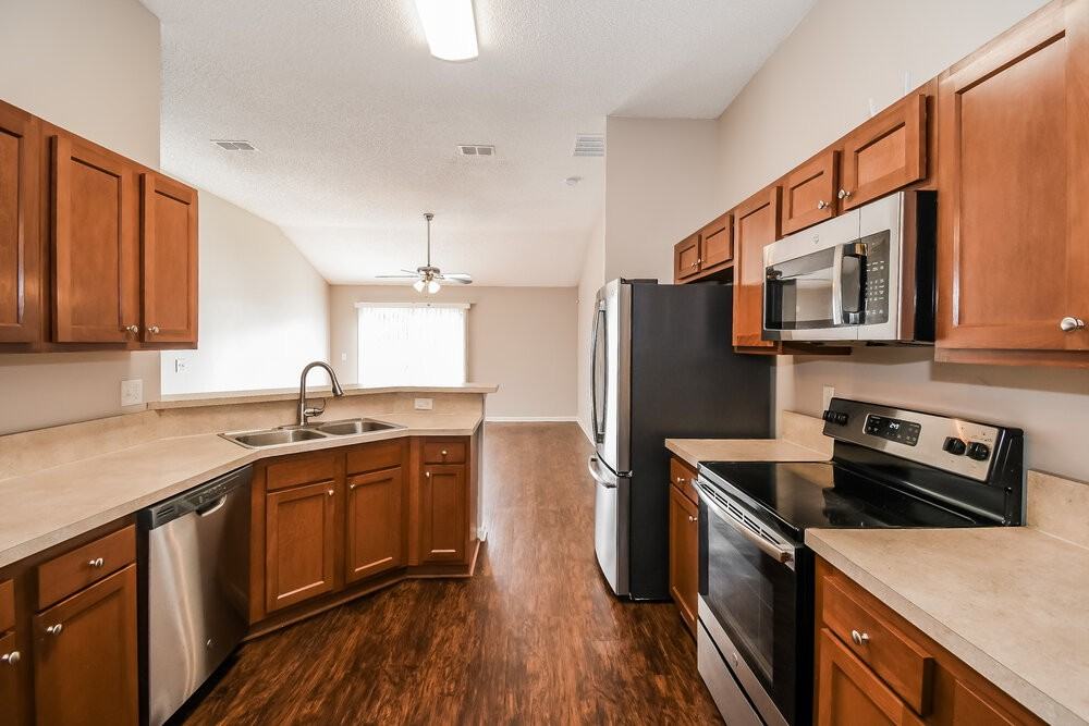 9432 Harrier Ct - Photo 6 of 16