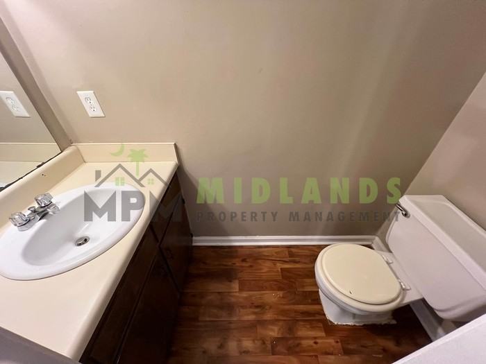 1930 Greenoaks Rd #A - Photo 3 of 30