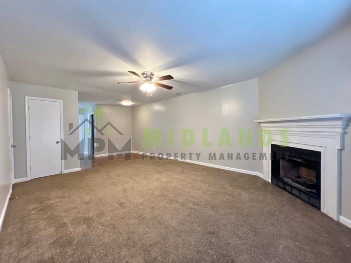 1930 Greenoaks Rd #A - Photo 6 of 30