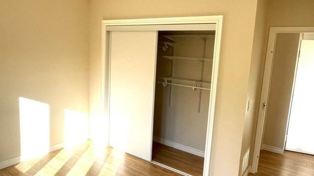 376 Eagle Street - Photo 6 of 11