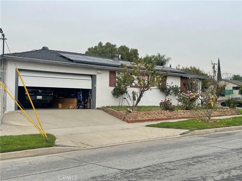 6205 N Hanlin Ave - Photo 7 of 24