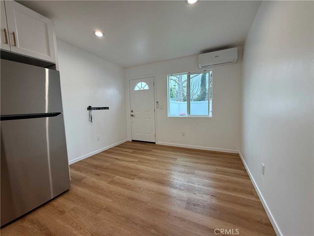 6440 Jumilla Ave #1-2 - Photo 6 of 14