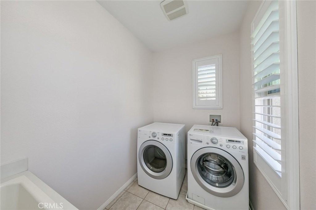 177 Firefly - Photo 5 of 22