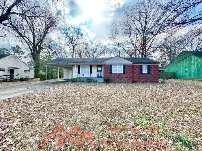 1051 Mosby Rd - Photo 2 of 21