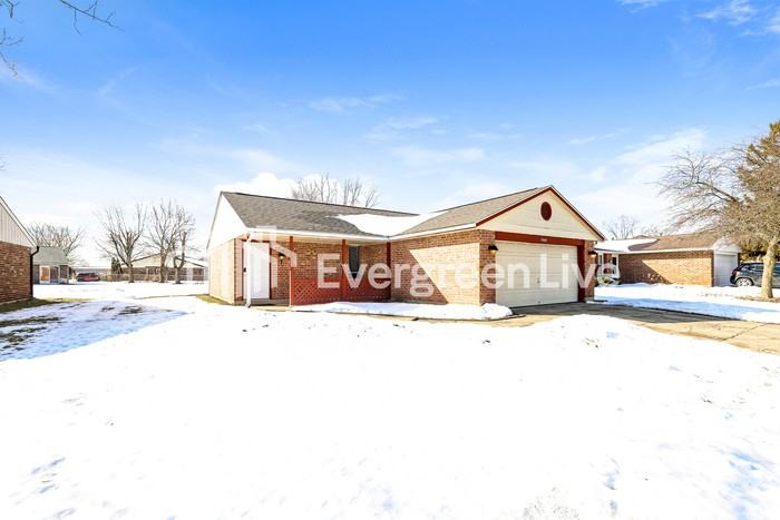 8409 Schoolgate Dr - Photo 2 of 15