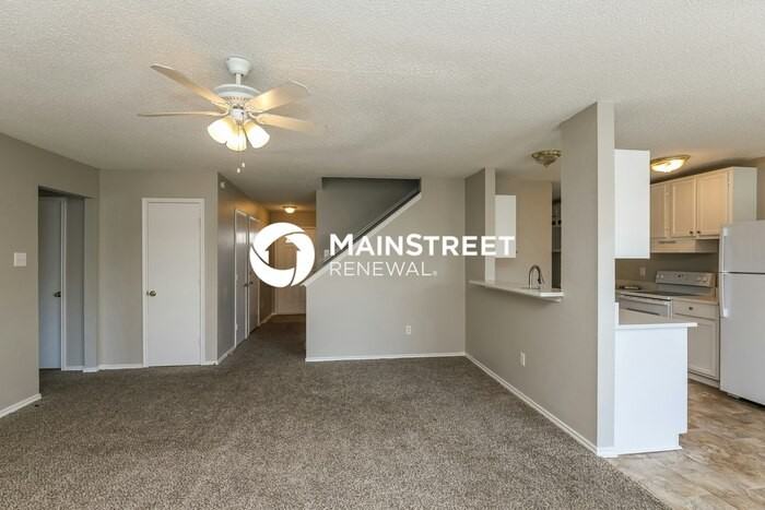 12812 Dove Field Ln - Photo 6 of 17