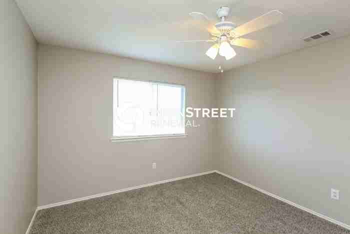 12812 Dove Field Ln - Photo 7 of 17