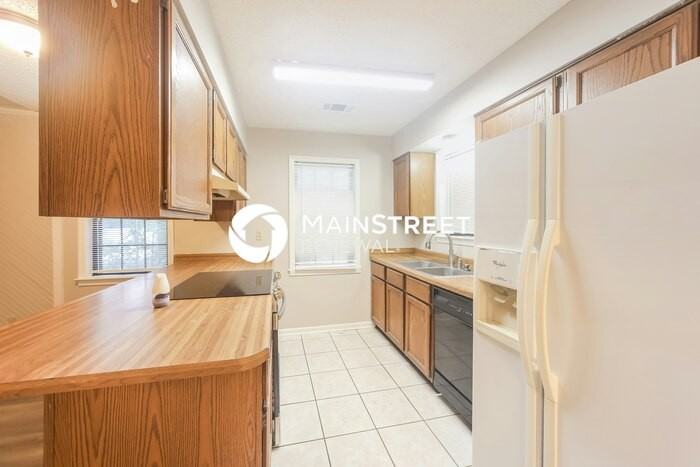 6055 Chickasaw Dr - Photo 6 of 16