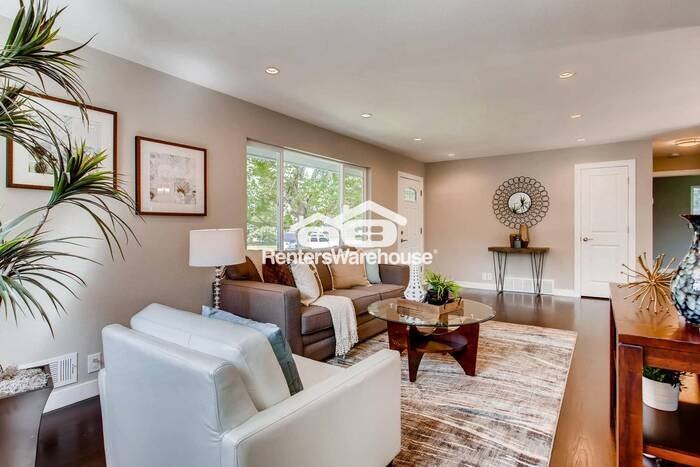 1728 S Eudora St - Photo 5 of 12