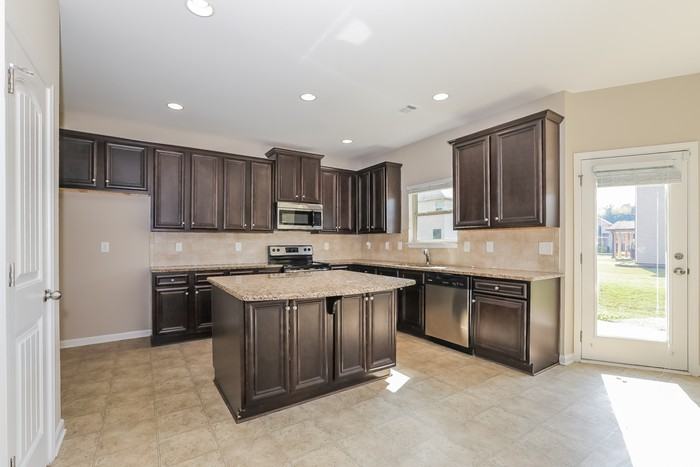 110 Trevers Lake Dr - Photo 4 of 15