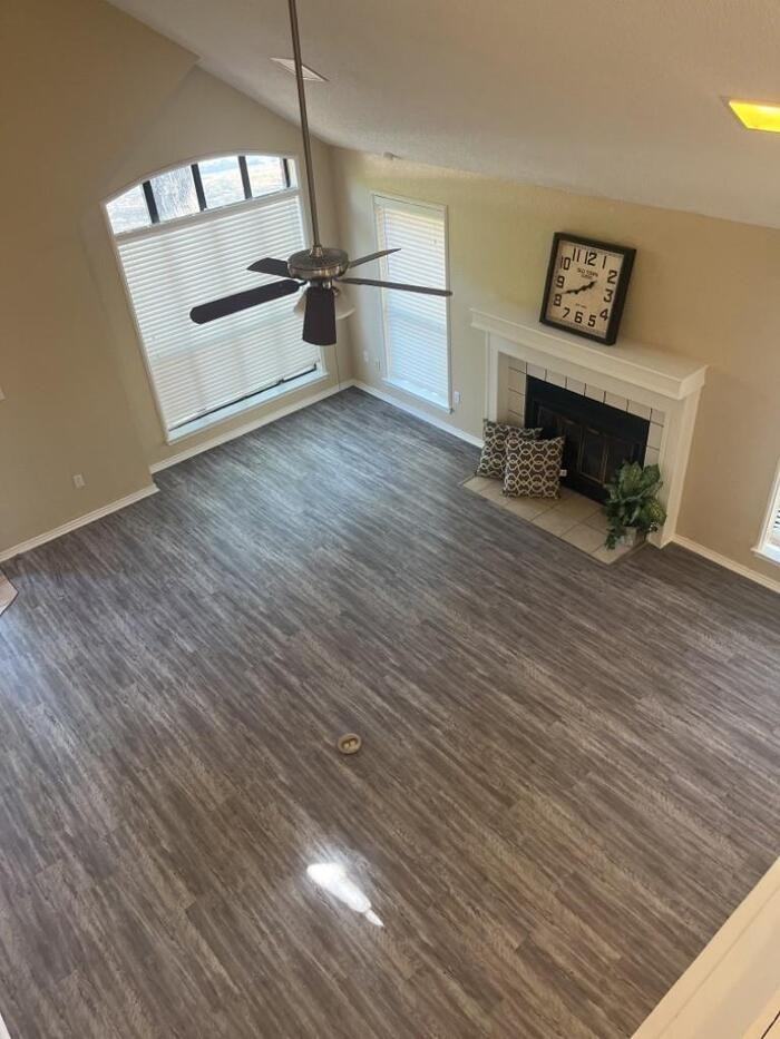 6302 Meadowmere Ln - Photo 2 of 20