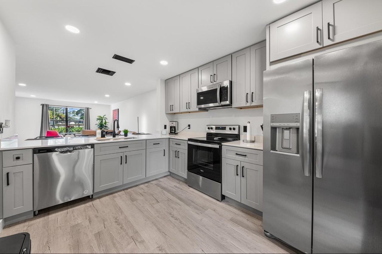 12950 Dartford Trl #14 - Photo 4 of 17