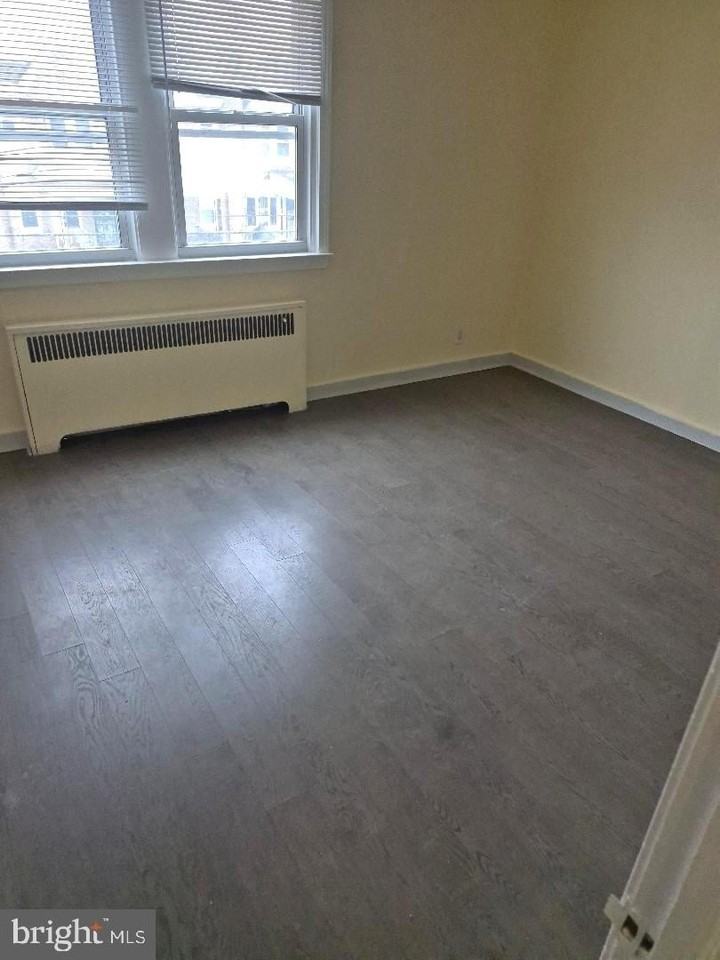 5345 W Columbia Ave - Photo 4 of 20