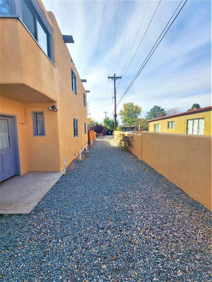 Fiesta - Photo 3 of 30