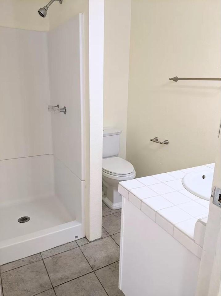 Fiesta - Photo 5 of 30