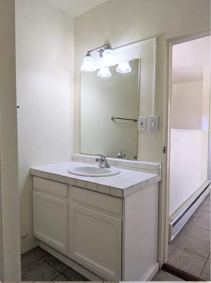 Fiesta - Photo 6 of 30