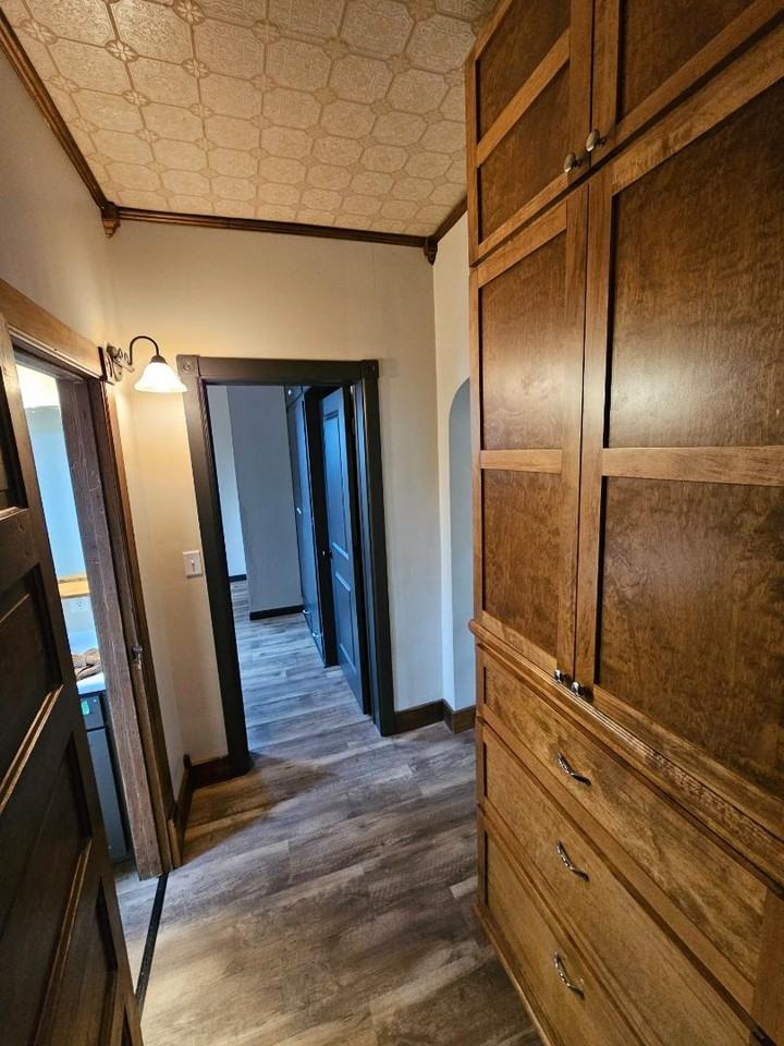 316 E Walnut St - Photo 5 of 9