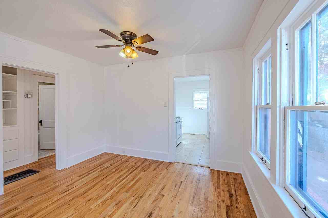 720 Marquette Ave Nw - Photo 7 of 11